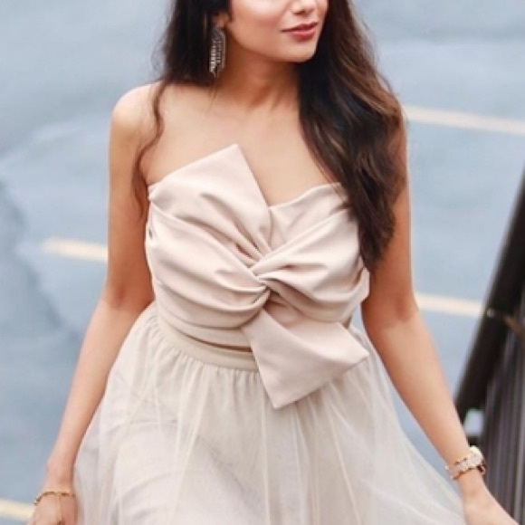 CHICWISH White Knotted Bow Strapless Crop Top NWT - Picture 2 of 8